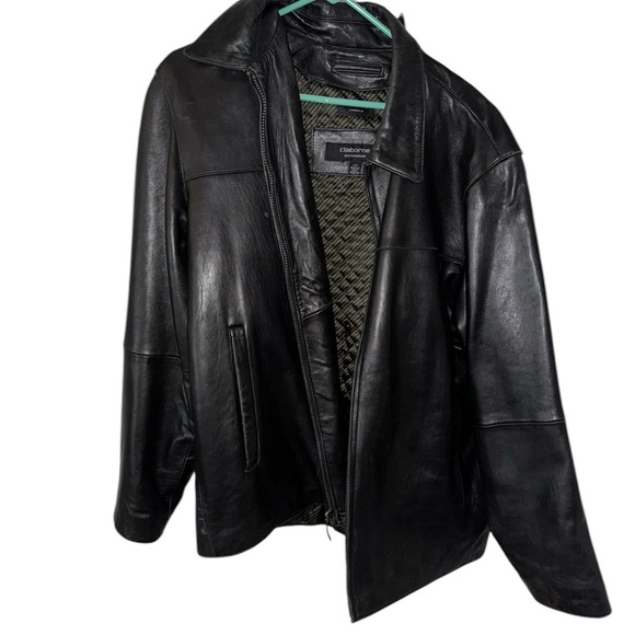 Claiborne Men’s Large Lambskin Black Leather Jacket: Zip Up. - Picture 4 of 10
